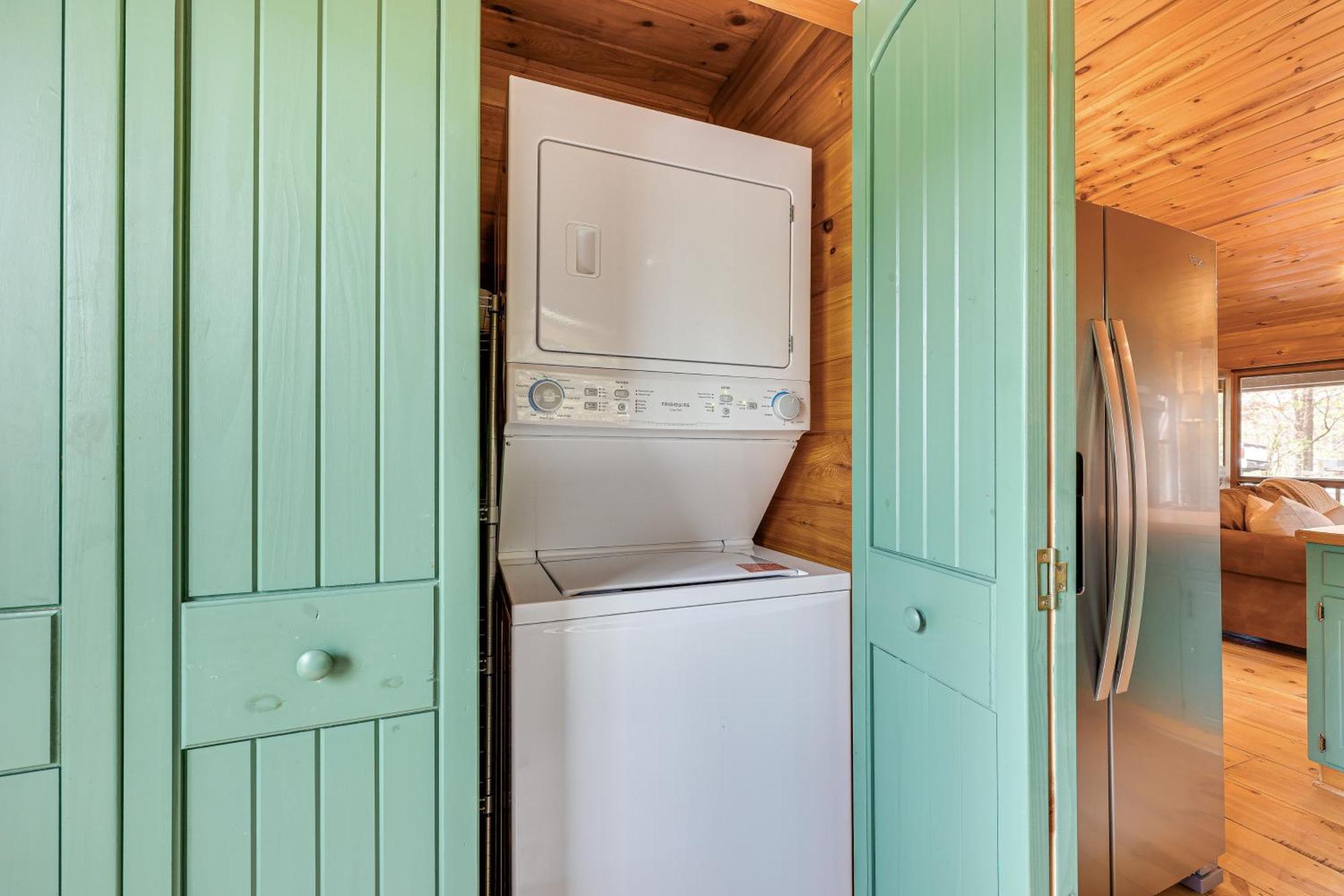 Cozy Cabin In Private Location With Hot Tub And Grill! Blue Ridge Esterno foto