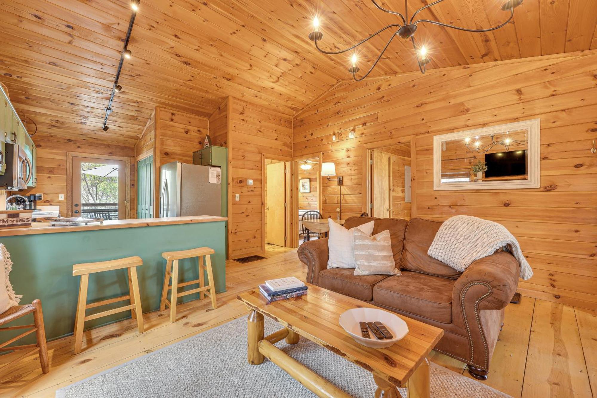 Cozy Cabin In Private Location With Hot Tub And Grill! Blue Ridge Esterno foto
