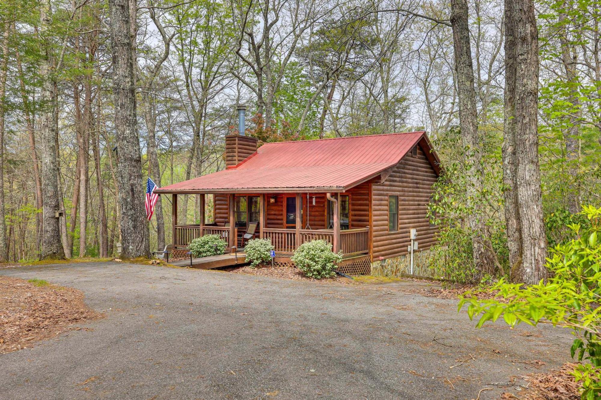 Cozy Cabin In Private Location With Hot Tub And Grill! Blue Ridge Esterno foto