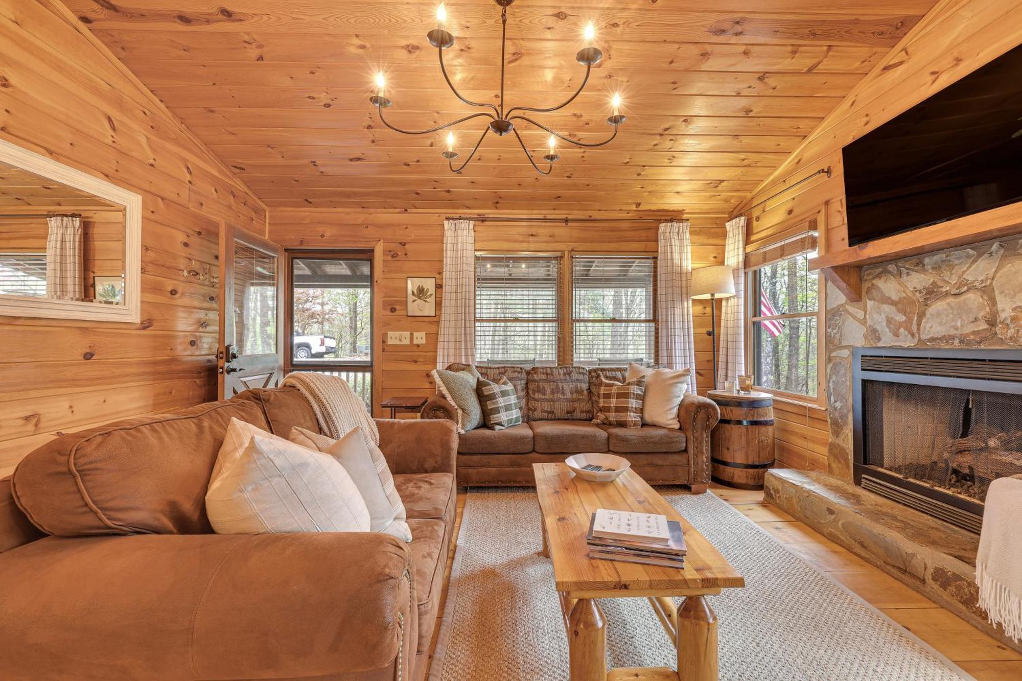 Cozy Cabin In Private Location With Hot Tub And Grill! Blue Ridge Esterno foto